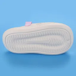 Oh! Pair Back Strap Closure Clogs With Honey Bee Applique- White image 5