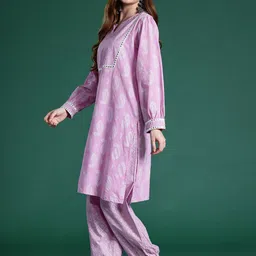Sangria Paisley Print Mirror Work Cotton Kurta with Salwar image 4