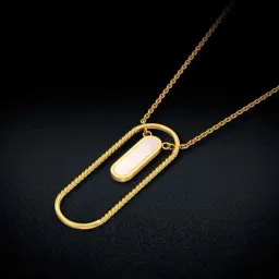 joyalukkas Caplet-shape border whitelight Gold Pendant-picture-37