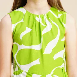 Vero Moda Girls Printed Basic Jumpsuit image 3