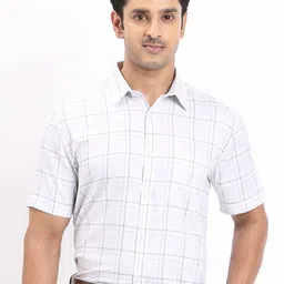 Indian Terrain Classic Slim Fit Checked Spread Collar Cotton Formal Shirt-image-67
