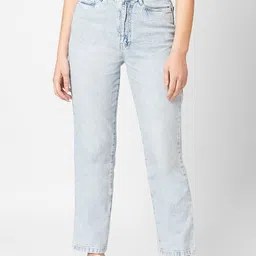 Kraus Jeans Women Relaxed Fit High-Rise Light Fade Jeans-picture-49