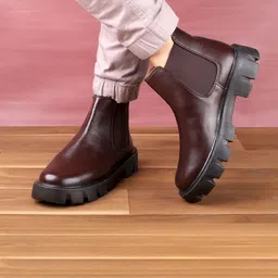 riffway Men Causal Slip-On Chelsea Boots image 3