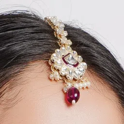 Divisha Gold-Plated Stones Studded & Beaded Jewellery Set image 5