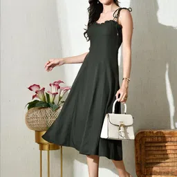 Ikonic klaer Colourblocked Crepe Fit & Flare Midi Dress-picture-16
