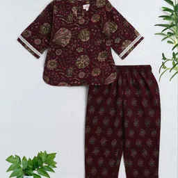 The Magic Wand Girls Floral Printed V-Neck Pure Cotton Kurta With Pyjamas-picture-40