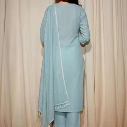 TANNAH Women Ethnic Motifs Embroidered Regular Thread Work Kurta with Trousers & With Dupatta image 5