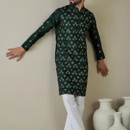 Anouk Men Floral Embroidered Thread Work Kurta image 5