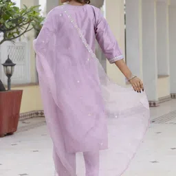 ATOXIC Women Ethnic Motifs Embroidered Regular Thread Work Kurta with Trousers & With Dupatta image 3