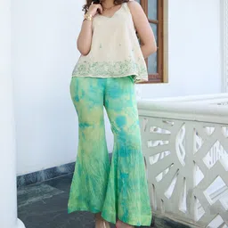 Undyed Embroidered V-Neck Top With Palazzos-picture-13