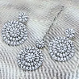 Krelin Sliver-Plated Kundan-Studded & Beaded Jewellery Set image 3