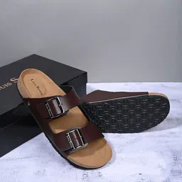 LOUIS STITCH Men Brunette Brown Comfy Cork Flip-Flops Slipper-image-25