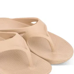 Feel alive Men Set Of 4 Ultra-Comfortable & Lightweight Thong Flip-Flops & Clogs image 5