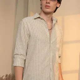 Campus Sutra Men Comfort Spread Collar Striped Casual Shirt image 1