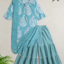 The Magic Wand Cotton Woven Three Fourth Bell Sleeves Floral Printed Gota Lace Embellished Kurti & Sharara With Dupatta Set - Mint image 3