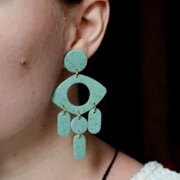 VMA PLAY FASHION Gold Plated Contemporary Drop Earrings image 4