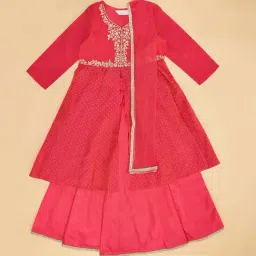 Akkriti by Pantaloons Kids Coral Embroidered Kurta Set image 2