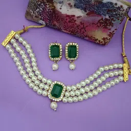 EVY Gold Plated Kundan Studded & Beaded Choker Jewellery Set image 2