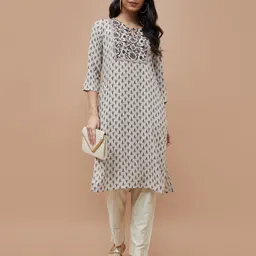 Melange by Lifestyle Geometric Printed Keyhole Neck Mirror Work Straight Kurta-picture-19