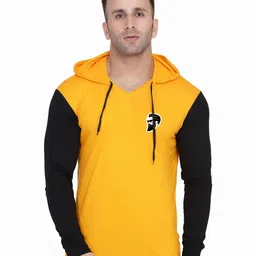 Blisstone Men Colourblocked Hooded Slim Fit T-shirt-image-96