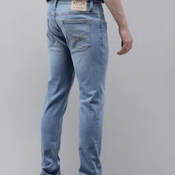 U.S. Polo Assn. Denim Co. Men Slim Tapered Fit Light Fade Stretchable Jeans image 4
