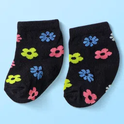 Cute Walk by Babyhug Knit Ankle Length Socks With Floral Design Pack of 3 - Black White & Peach image 4