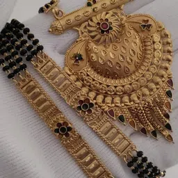 niva fashion Women Black & Gold-Plated Brass Artificial Stones & Beads Mangalsutra-picture-17