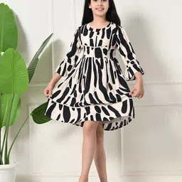 Bella Moda Girls Abstract Print Fit & Flare Dress image 1