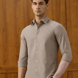 U.S. Polo Assn. Men Tailored Fit Textured Spread Collar Casual Shirt image 2