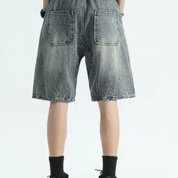 StyleCast Men Mid-Rise Regular Fit Knee Length Shorts image 4