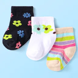 Cute Walk by Babyhug Knit Ankle Length Socks With Floral Design Pack of 3 - Black White & Peach-image-20