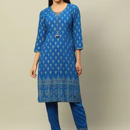 Rangriti Floral Printed Straight Kurta with Trousers-picture-30