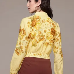 Label Ritu Kumar Floral Print Cotton Linen Crop Bomber Jacket image 4