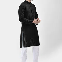 SG LEMAN Men Floral Embroidered Regular Thread Work Kurta with Pyjamas image 3