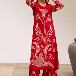 DIVASTRI Women Floral Printed Kurta with Palazzo image 2