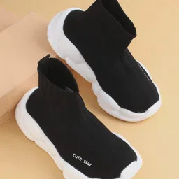 Cute Walk by Babyhug Casual Shoes Solid Color With Logo Print - Black-picture-15
