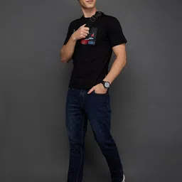 GIORDANO Men Light Fade Stretchable Jeans image 5