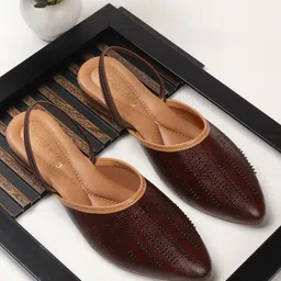 DressBerry Women Backstrap Casual Flats-image-85