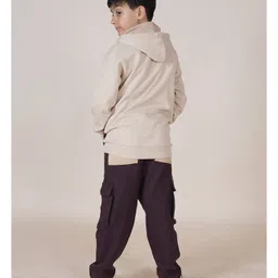 Kiddopanti Fleece Full Sleeves Front Zip Up Cut And Sew Hooded Sweatshirt With Joggers - Beige & Brown image 3