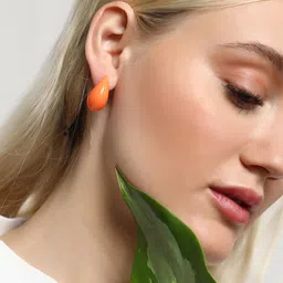 DressBerry Teardrop Shaped Drop Earrings image 4