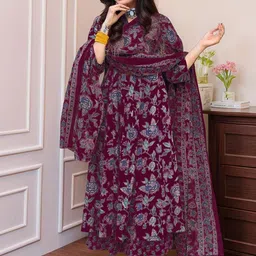 SZN Plus Size Floral Printed V-Neck A-Line Kurta With Trousers & Dupatta image 5