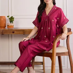 First Resort by Ramola Bachchan Embroidered V-Neck Chanderi Kaftan Tunic With Trousers image 5
