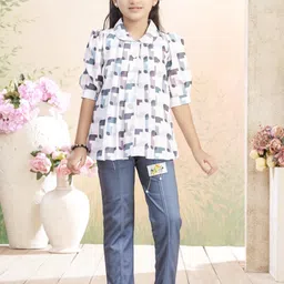 Muhuratam Girls Green Cotton Blend Clothing Set-image-48