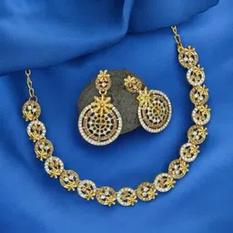 Women Click Stones Studded Jewellery Set image 2
