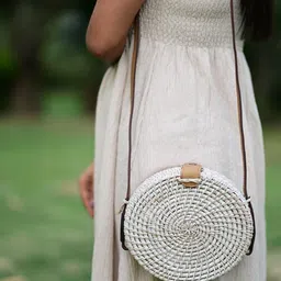 FLICKERS AND FLAME Ivory Cane Sling Bag image 5