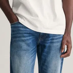 GANT Men Slim Fit Heavy Fade Jeans image 4