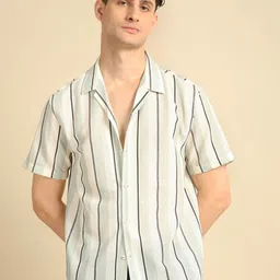 THE BEETEL HOUSE Men Relaxed Fit Cuban Collar Vertical Striped Casual Shirt-picture-28