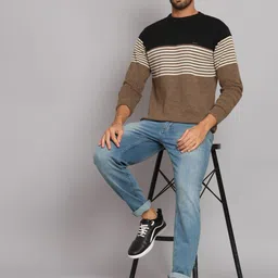 ewools Men Woven Round Neck Brown Sweater image 5