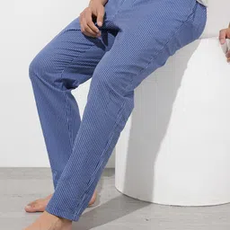 The Roadster Lifestyle Co. Men Checked Lounge Pants-picture-21