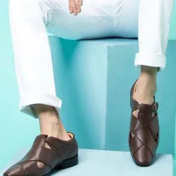 Fausto Men's Brown Fisherman Sandals-picture-10